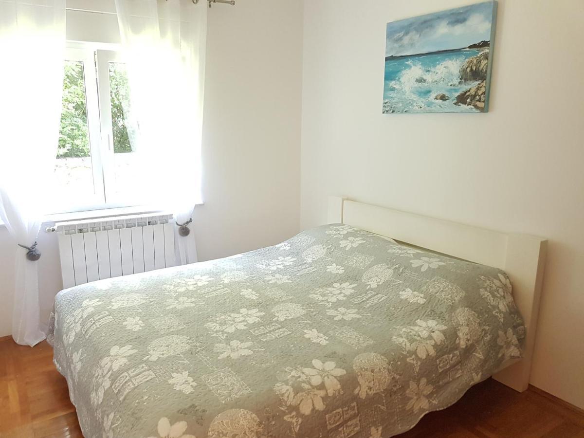 Apartment Garden & Sea Волоско Екстериор снимка