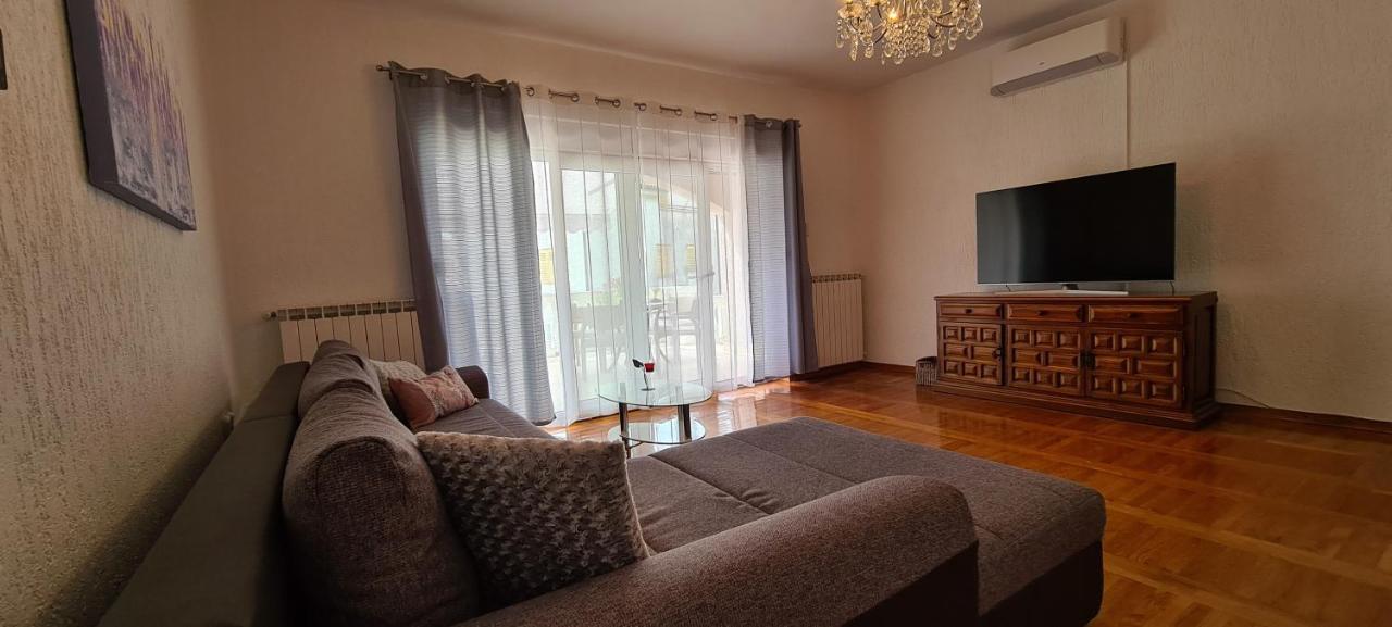Apartment Garden & Sea Волоско Екстериор снимка