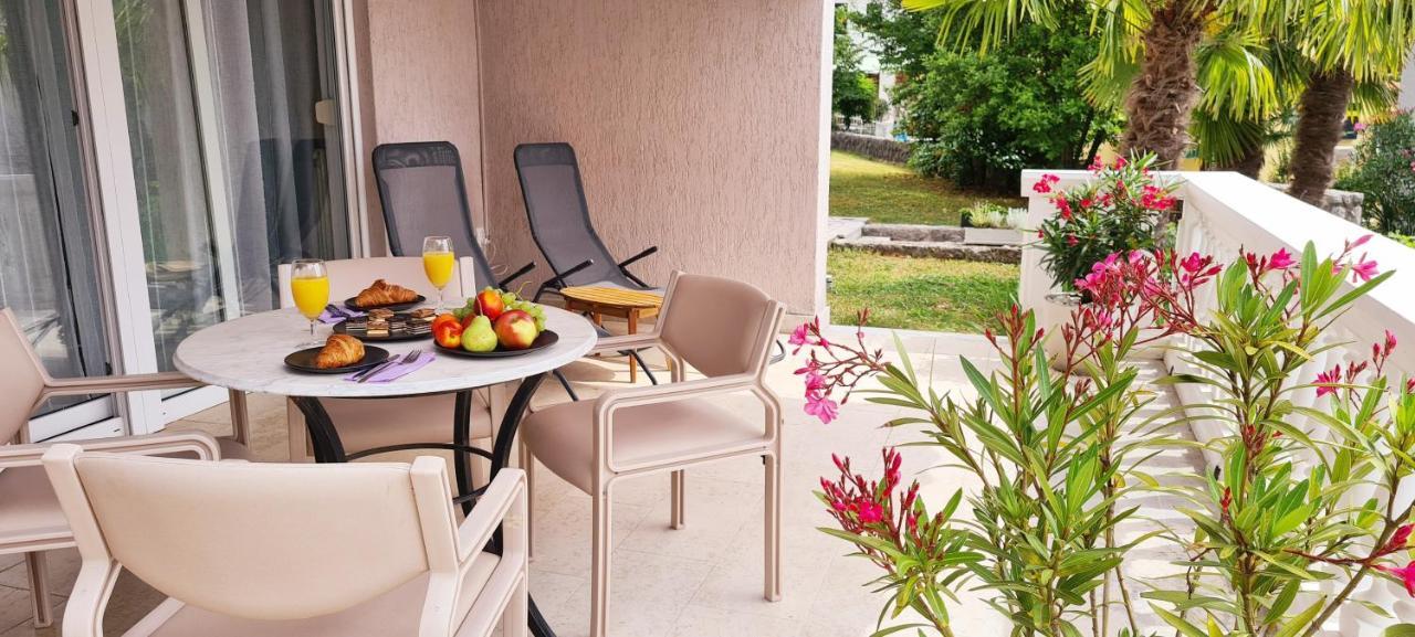 Apartment Garden & Sea Волоско Екстериор снимка